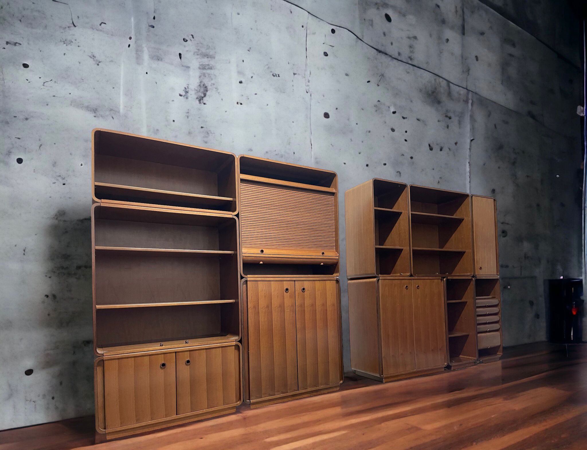 shelf Unit Italian National Walnut of 1970 Made by Company Mobilia