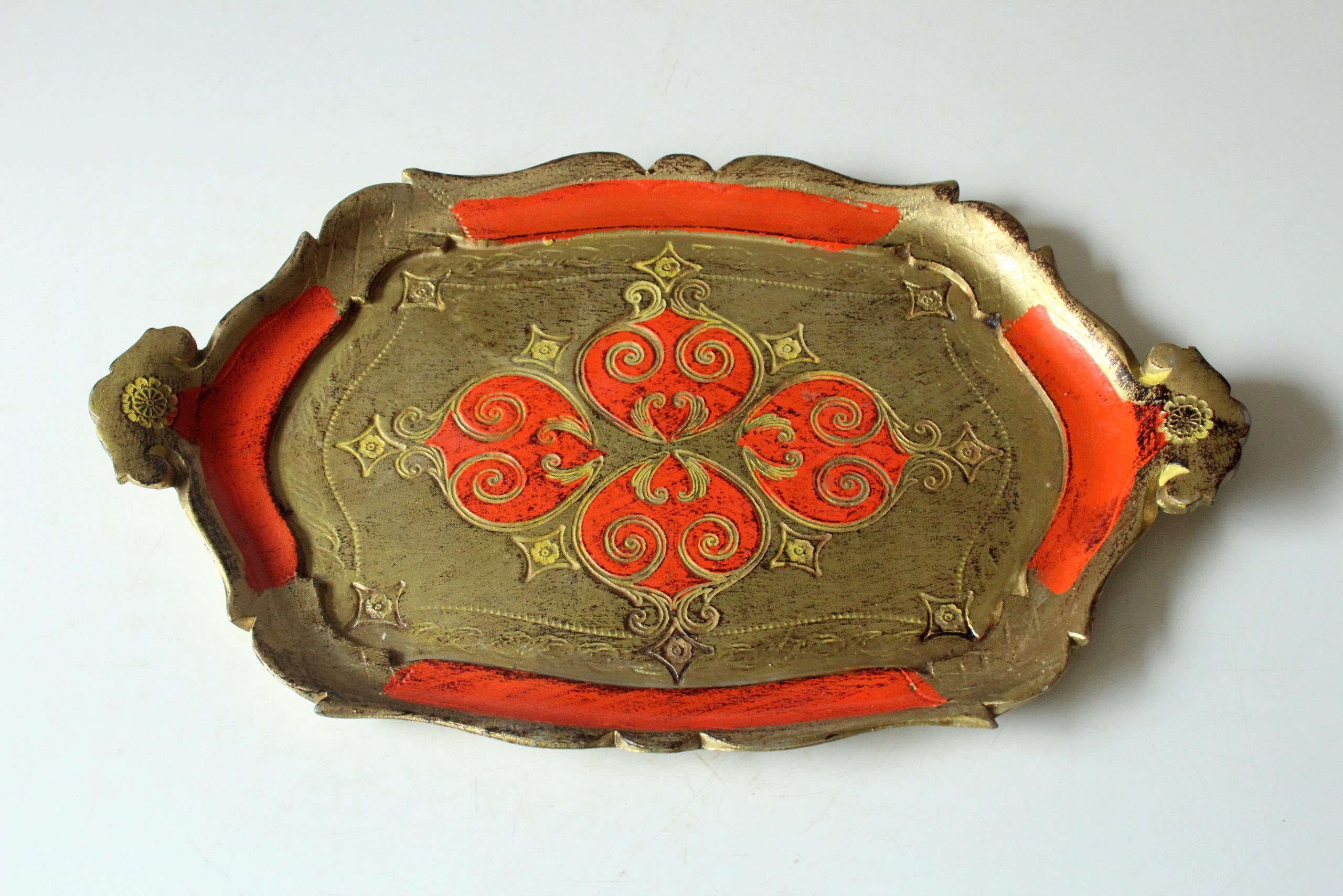 Small wooden florentine tray in orange-gold, vintage from the 60s