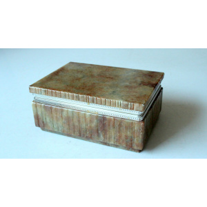 Hand carved italian onyx/alabaster cigarette box, vintage from the 1960s