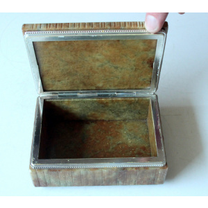 Hand carved italian onyx/alabaster cigarette box, vintage from the 1960s