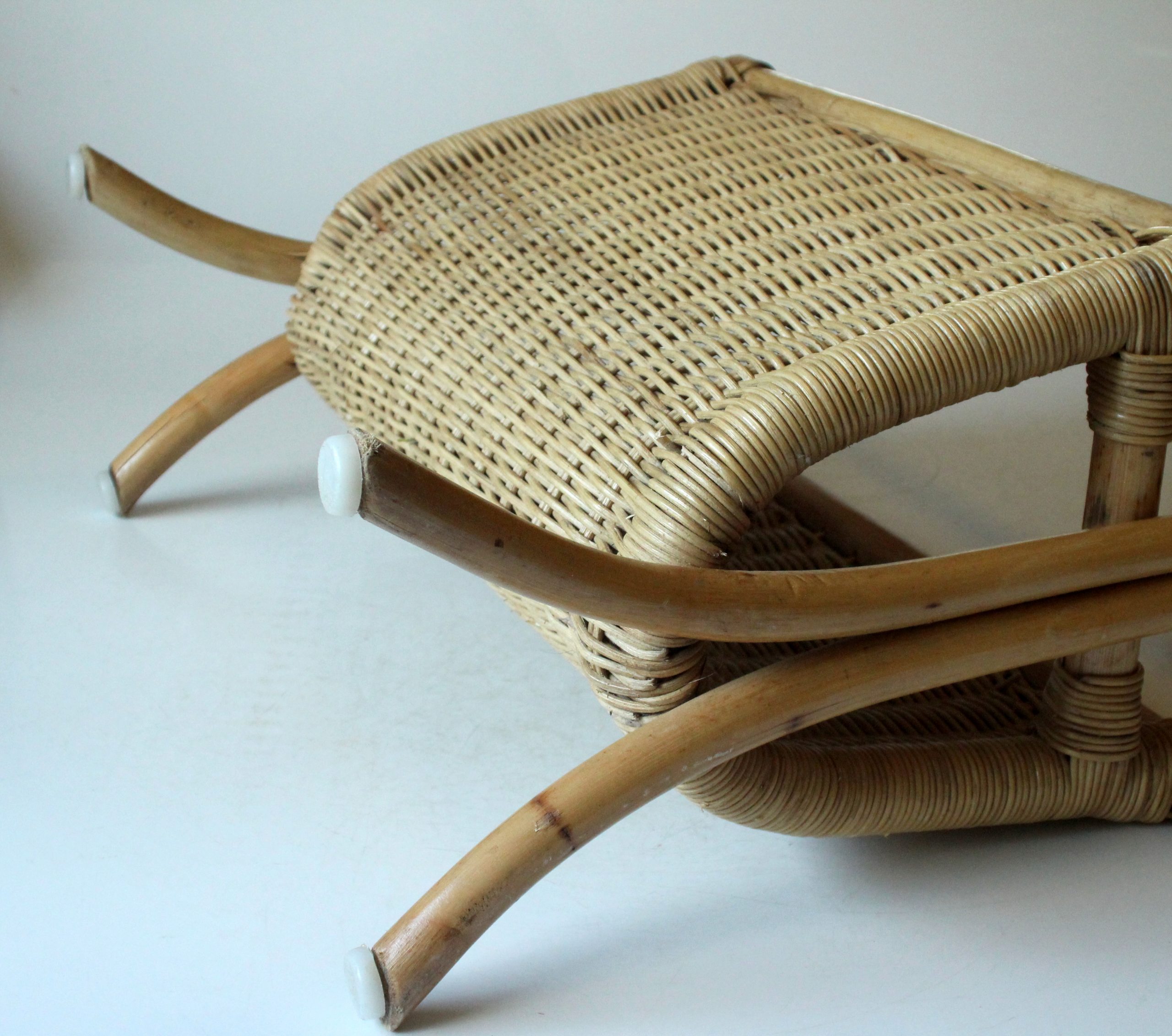 Magazine rack made of bamboo, rattan and wood, vintage from the 70s