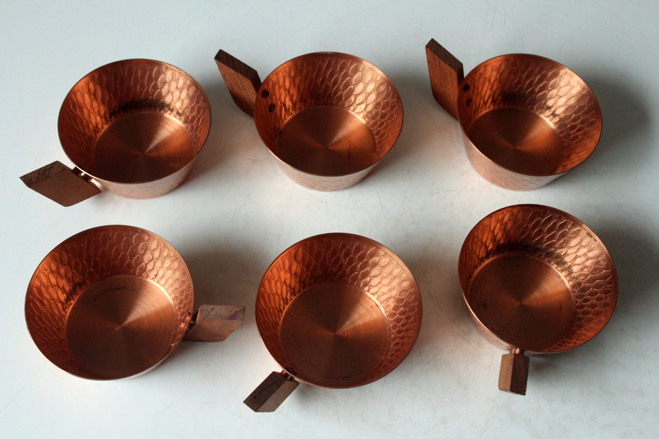 1950s - 6 glass tea cups in a copper stand with wooden handle - all on a wooden tray