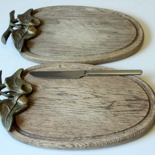 2 old decorative cutting boards made of wood and solid brass, vintage from the 1960s