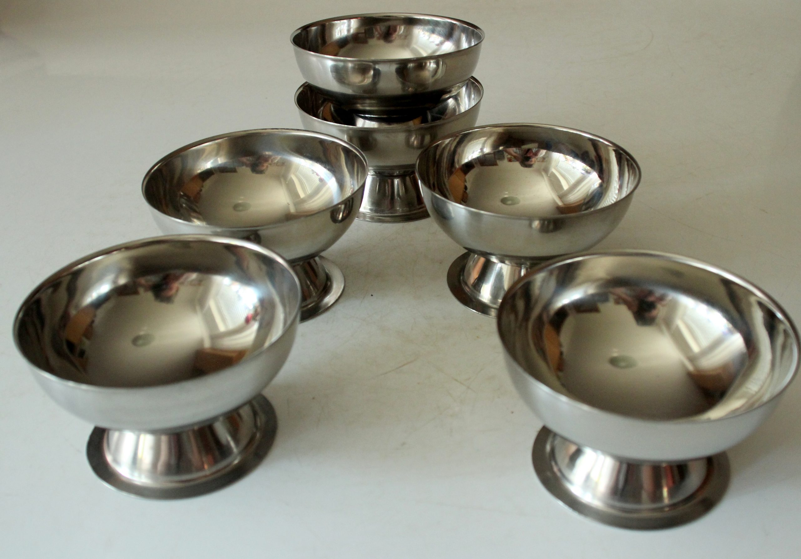 6 stainless steel ice cream sundae cups-vintage from the 80s