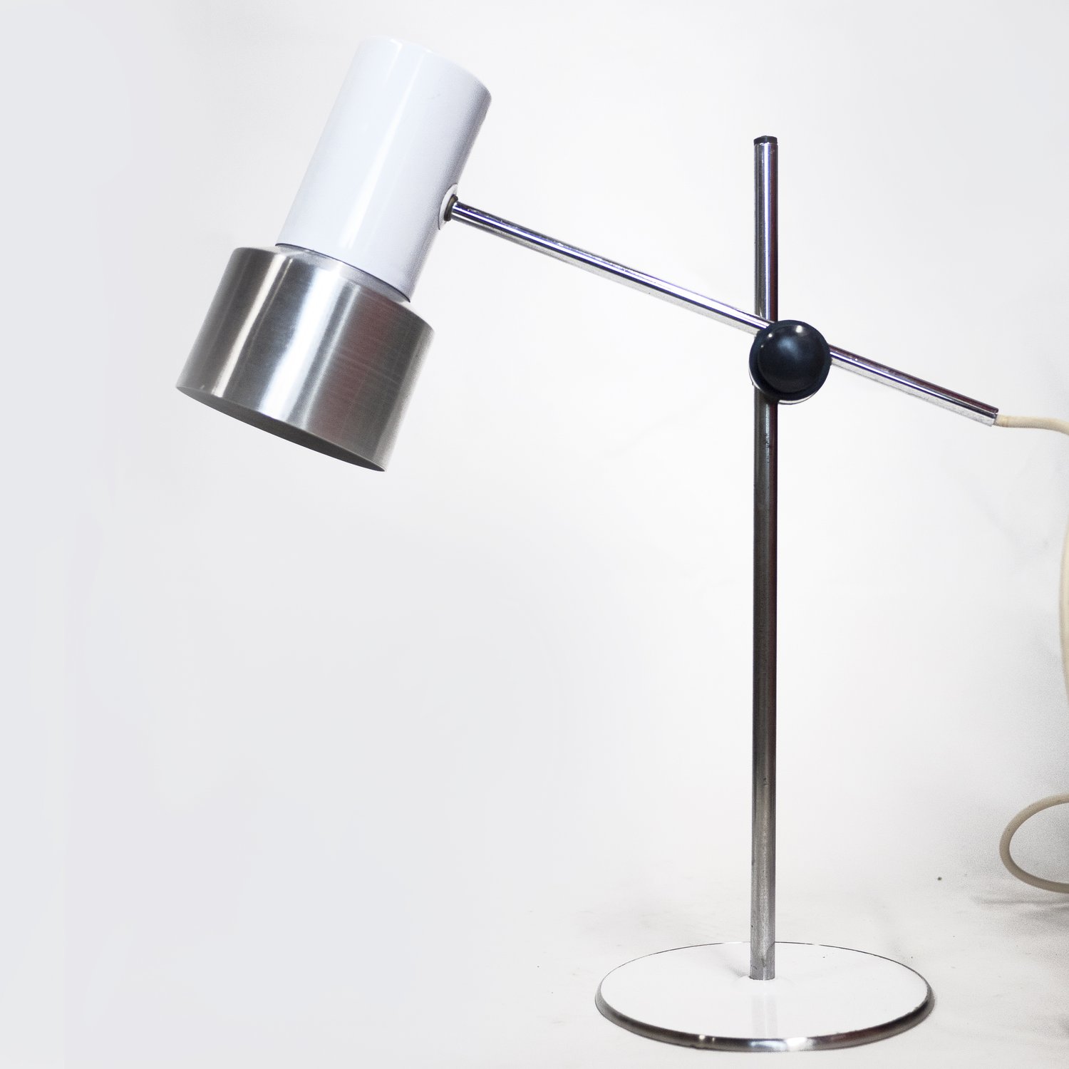 1960s Vintage Italian White Aluminium Desk Lamp by Prova