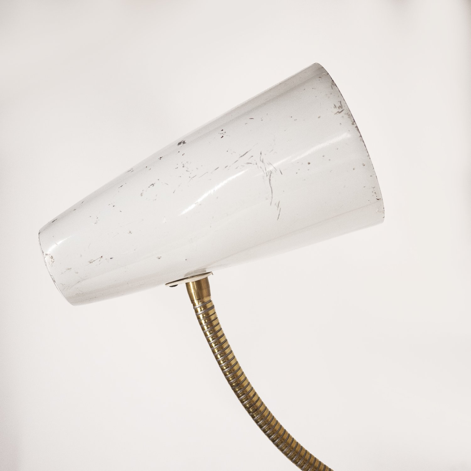 Mid-Century Italian White Gooseneck Desk Lamp, 1960s