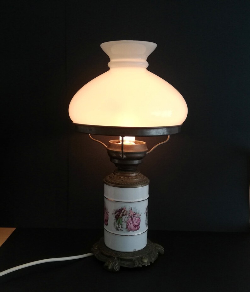 Large Gone with the wind Hurricane ceramic bedside table lamp