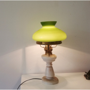 Vintage Hurricane library lamp in marble and green oplaine glass