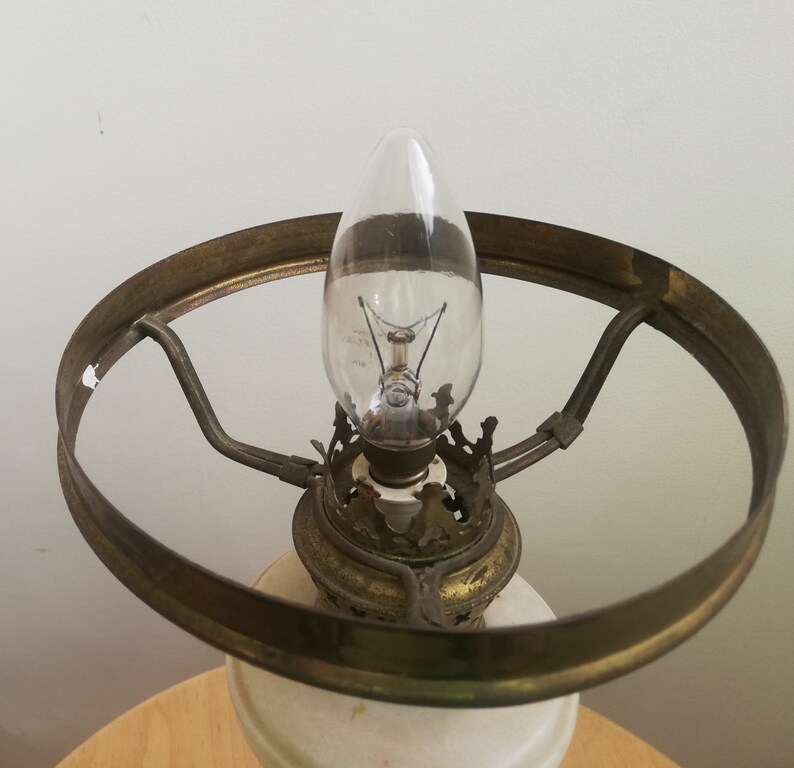 Vintage Hurricane library lamp in marble and green oplaine glass