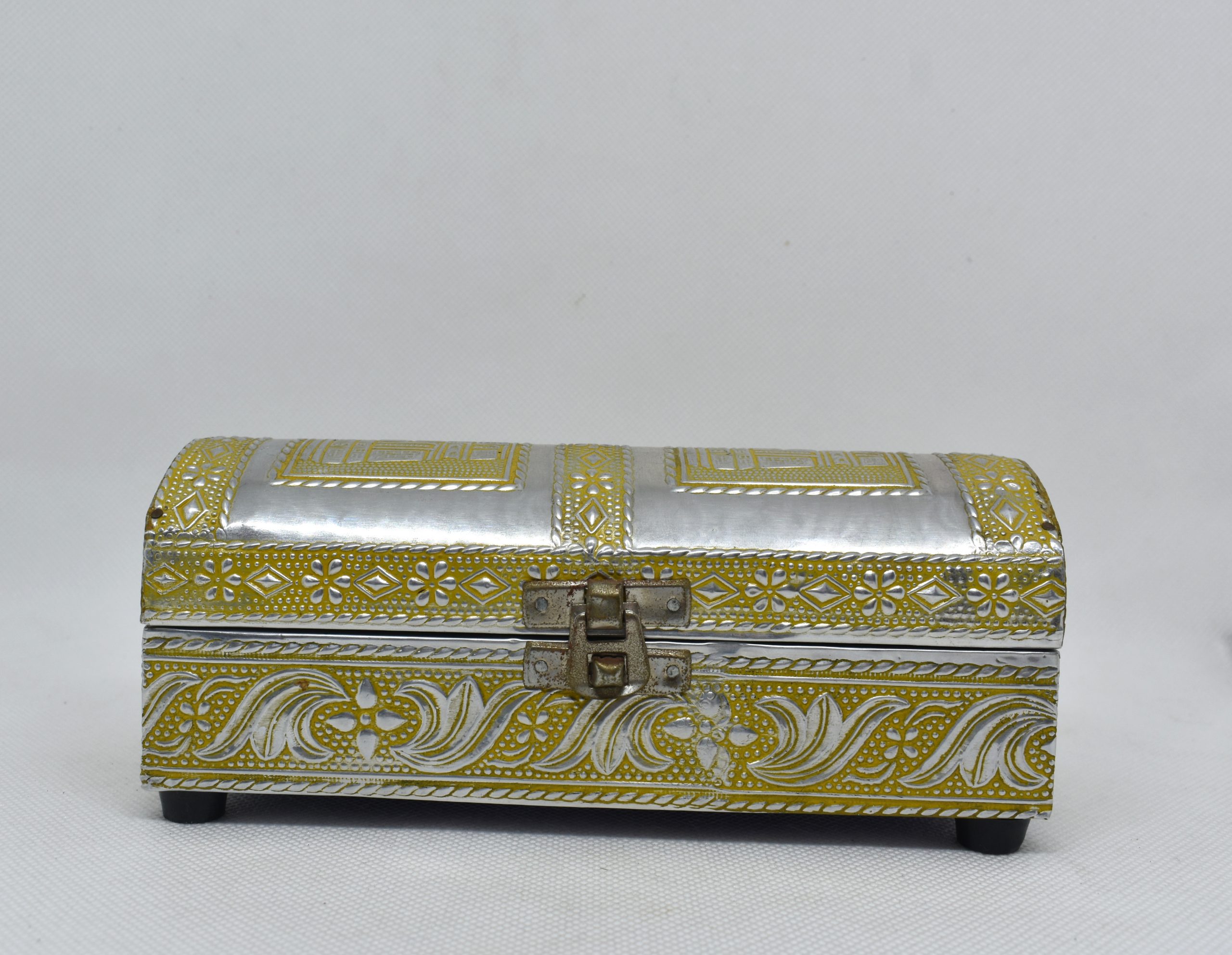 The 50' engraved jewellery box organizer, Silver small lidded metal box, Decorative rectangular organizer, Rings necklace padded container storage