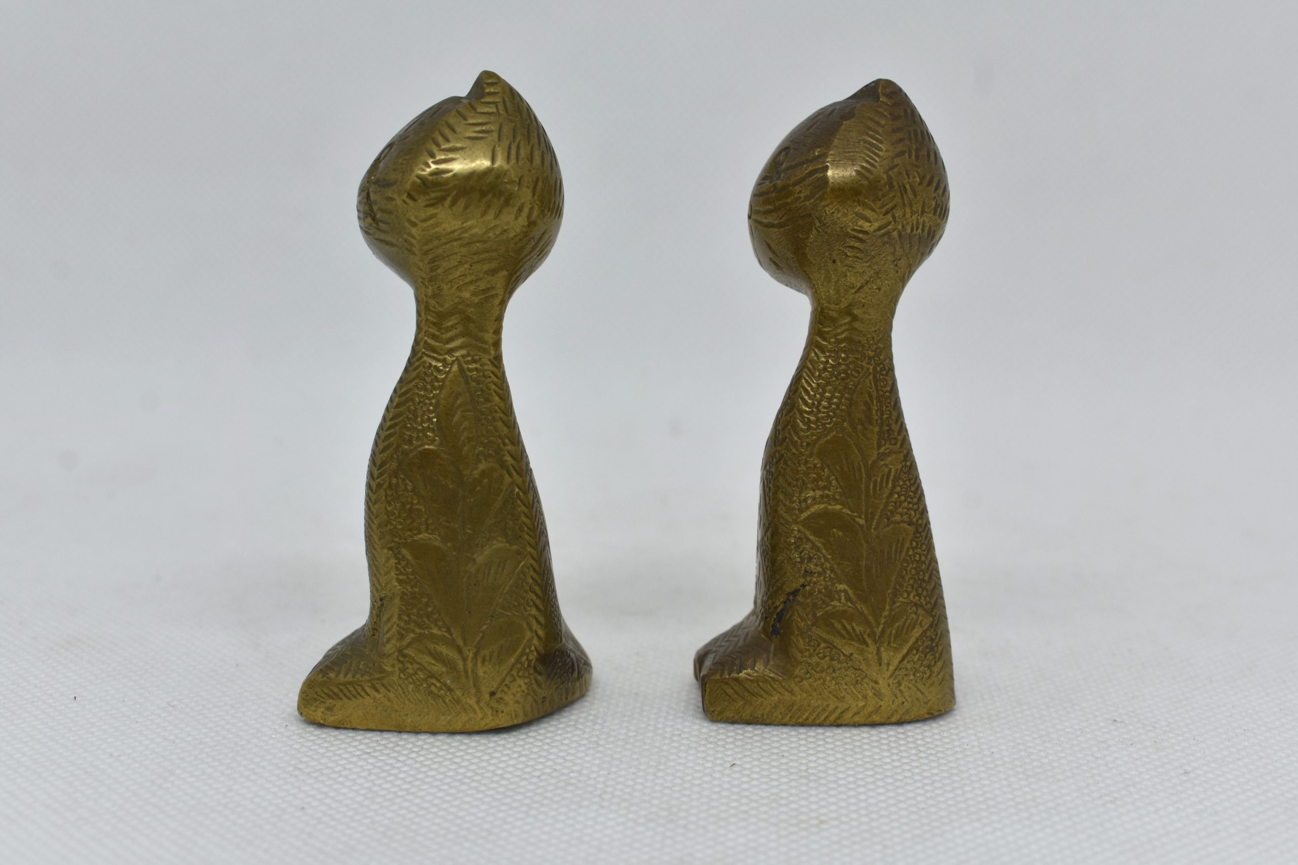 Brass Cat Figurines set of 2, Midcentury Indian small cat statues