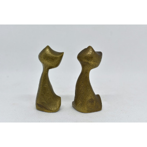 Brass Cat Figurines set of 2, Midcentury Indian small cat statues