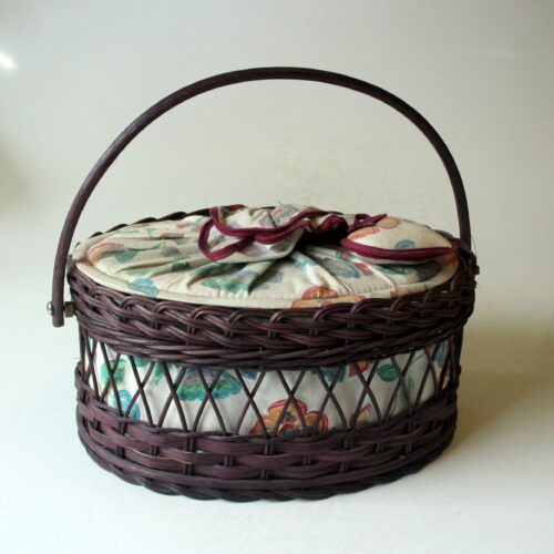 1970s Vintage - small sewing basket made of rattan, fabric, plastic and wood with some original sewing items