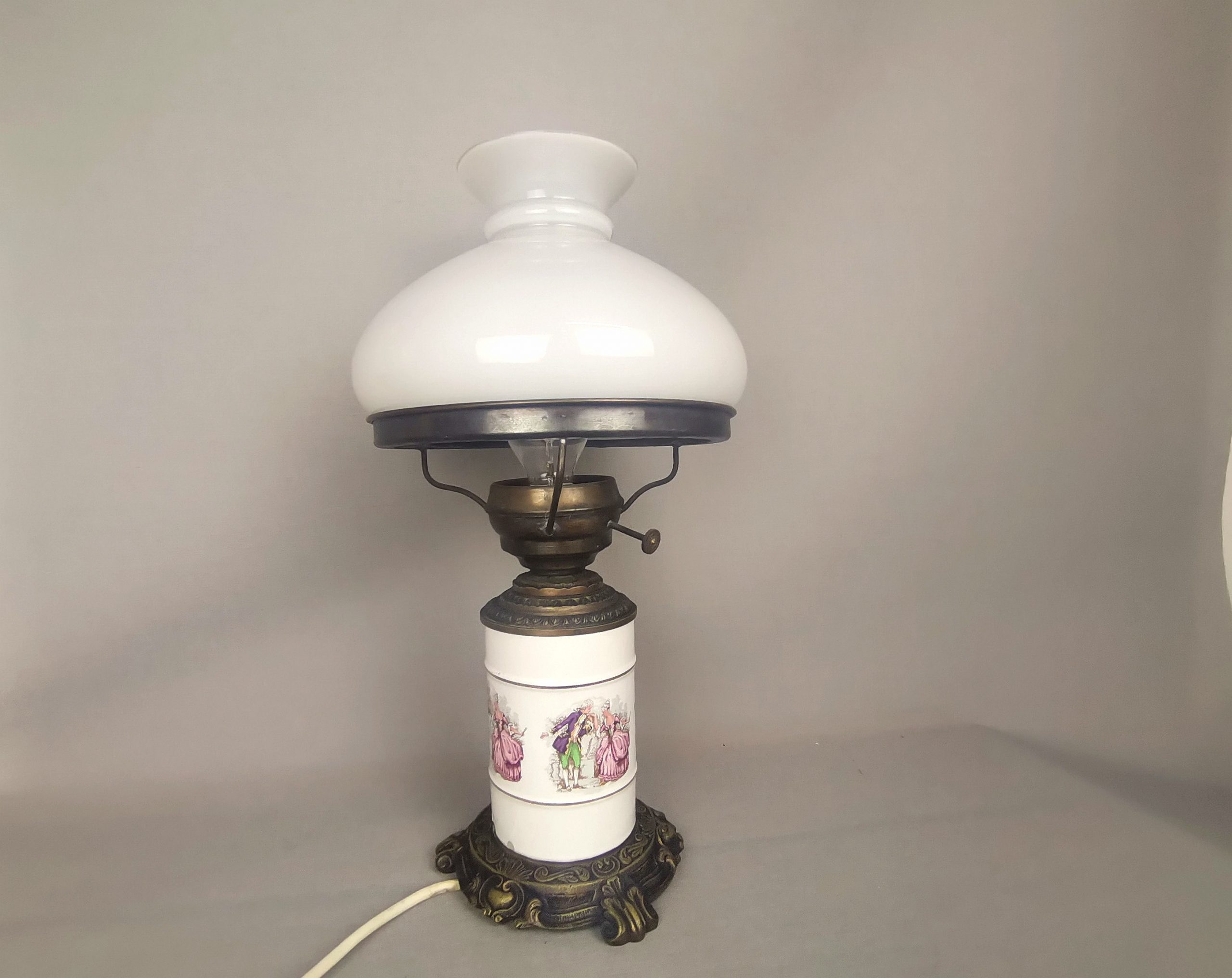 Large Gone with the wind Hurricane ceramic bedside table lamp