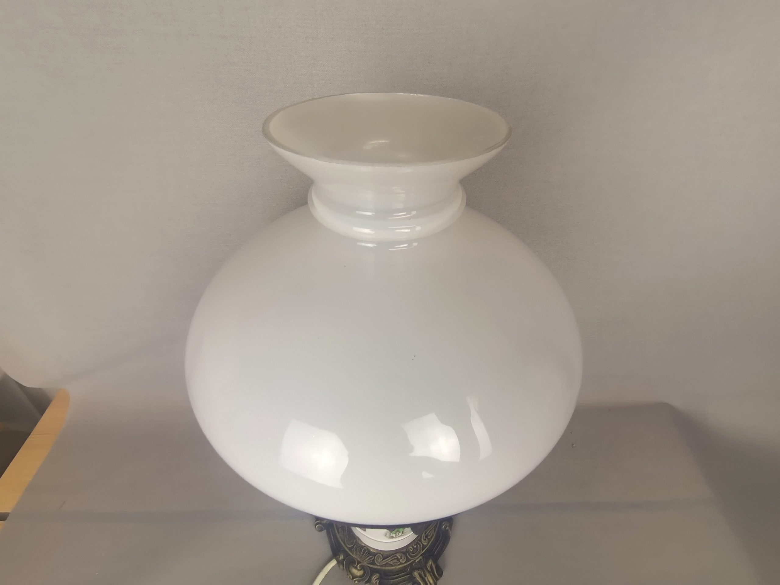 Large Gone with the wind Hurricane ceramic bedside table lamp