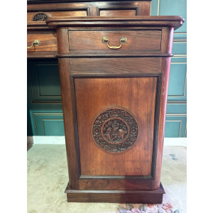 Victorian mahogany breakfront twin pedestal chiffonier