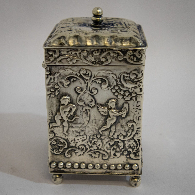 Attractive Silver Tea Caddy - Image 6