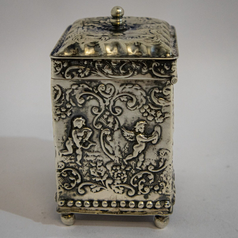 Attractive Silver Tea Caddy - Image 7