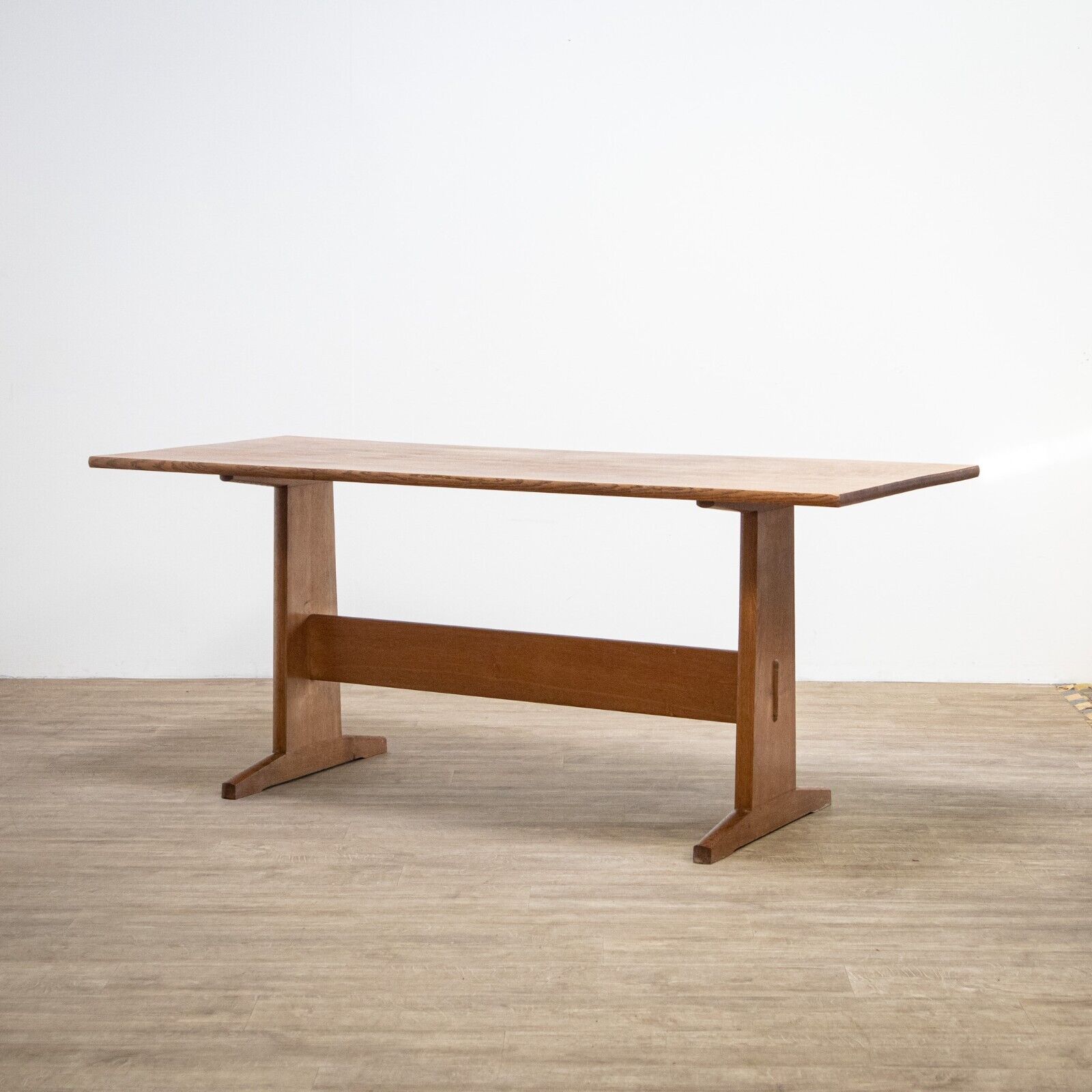 Dining Table & 6 Arts & Crafts Clissett-Style Chairs