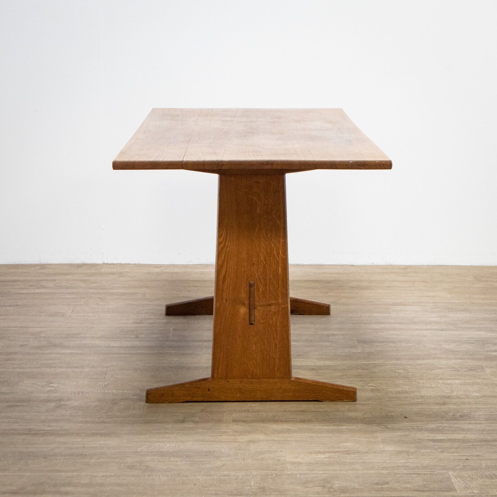Dining Table & 6 Arts & Crafts Clissett-Style Chairs