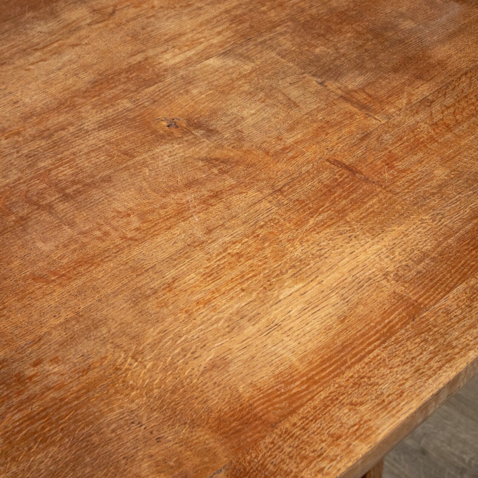 Dining Table & 6 Arts & Crafts Clissett-Style Chairs