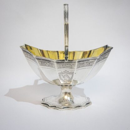 Georgian Silver Bowl with Swing Handle - Image 2