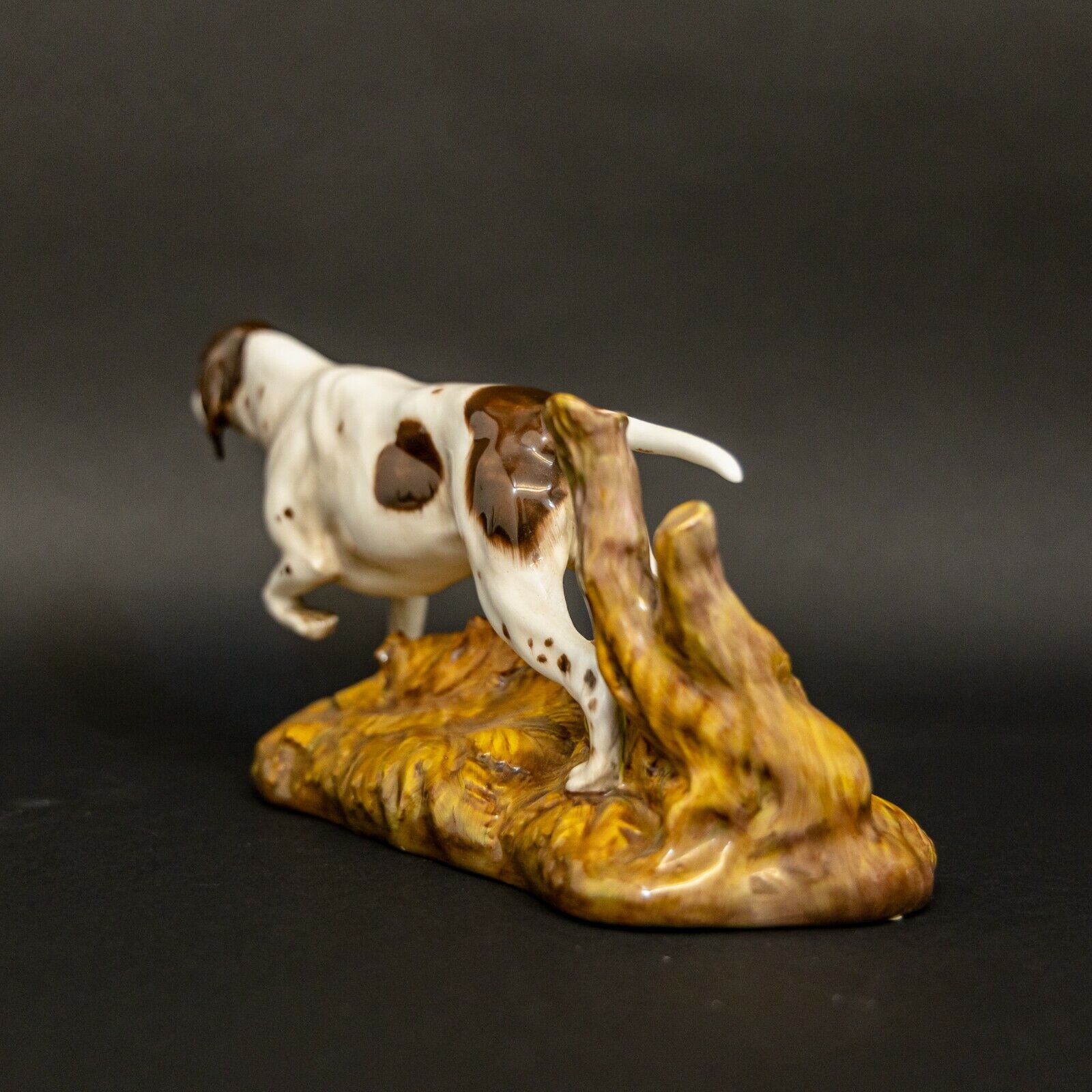 Superb Royal Doulton Pointer