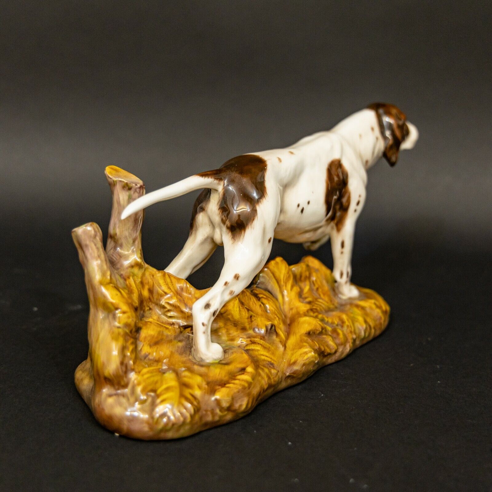 Superb Royal Doulton Pointer