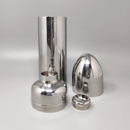 1960s Gorgeous Cocktail Shaker in Stainless Steel. Made in Italy - Image 4