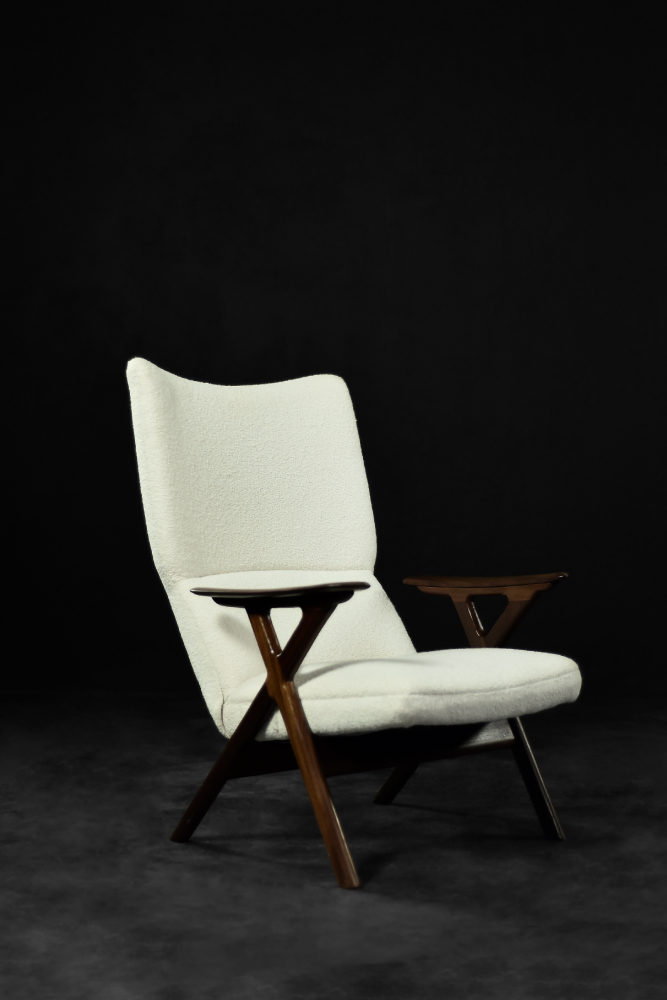 Vintage Mid-Century Norway Modern Teak & White Boucle Fabric High Lounge Chair, 1960s