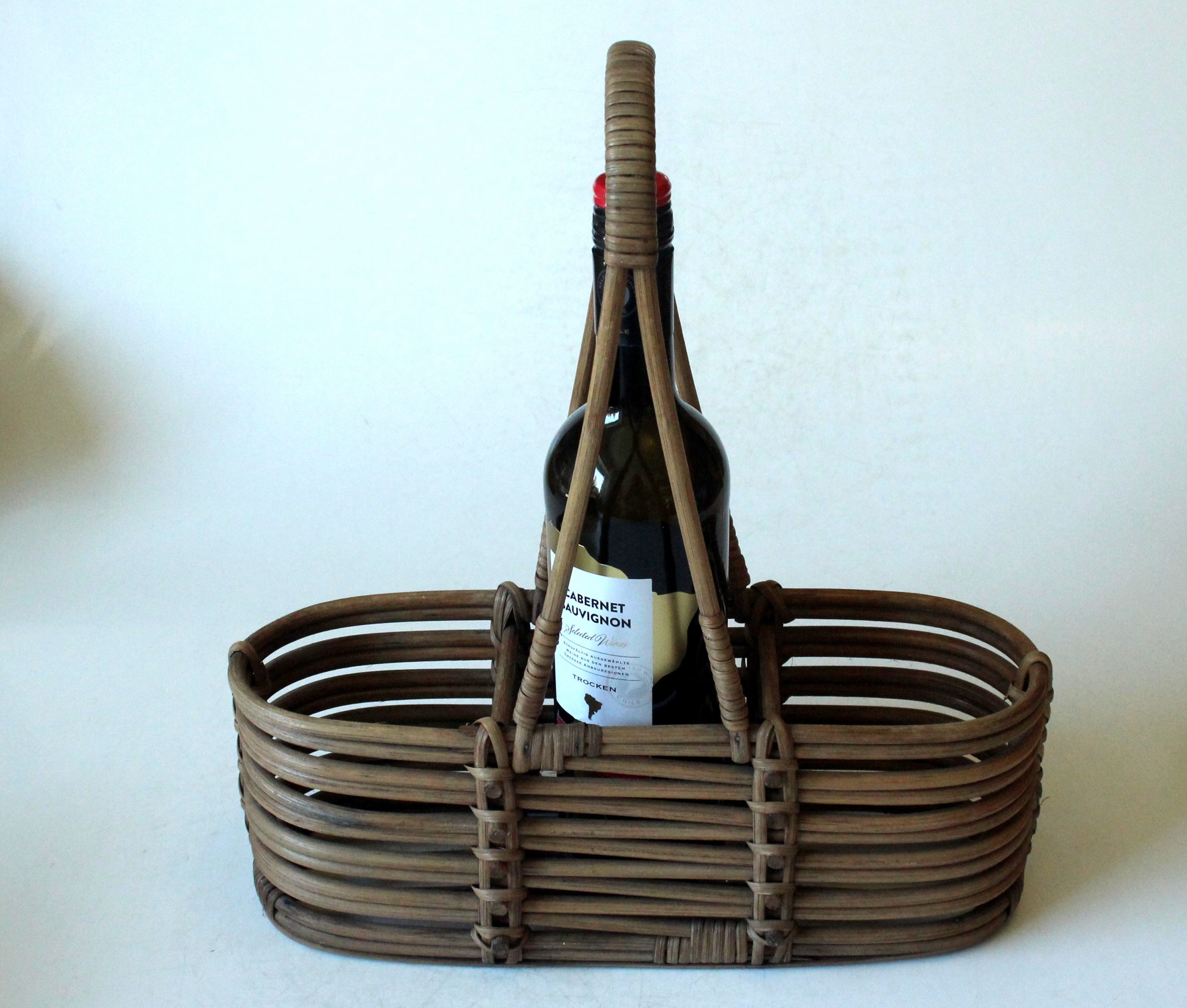 1970s Vintage - Handmade braided wine bottle holder, made of wicker, rattan and bamboo