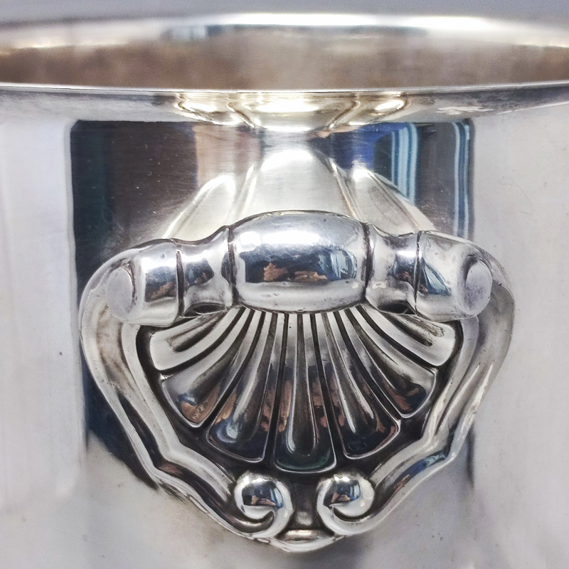 1950s Gorgeous Ice Bucket by Christofle in Silver Plated. Made in France