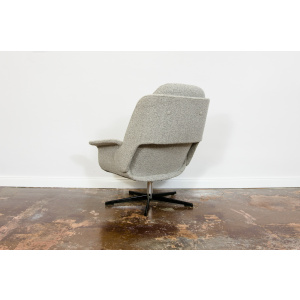 Swivel Chair "B7041" by Radomsko In Bouclé, Poland, 1970's