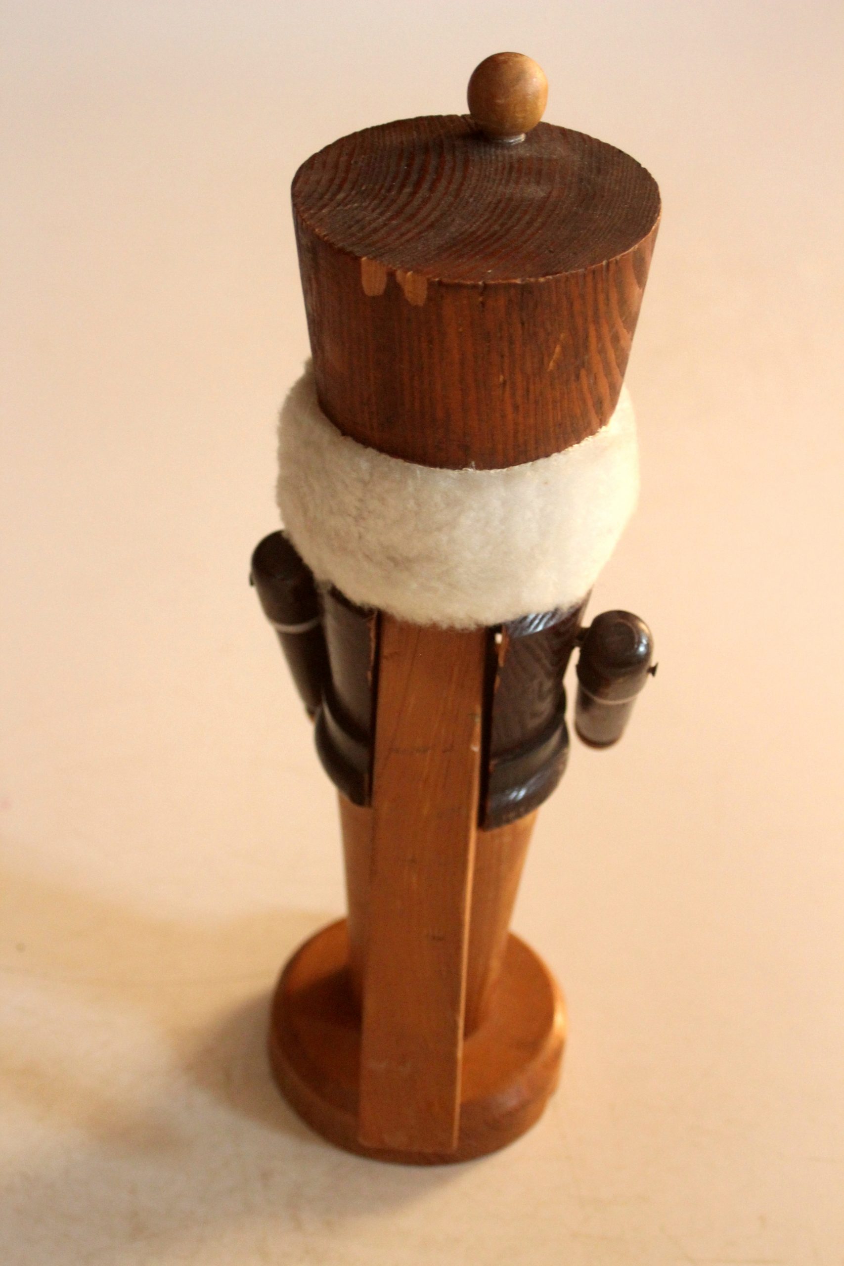 Handmade wooden nutcracker, made in Erzgebirge/East Germany, vintage from the 1960s