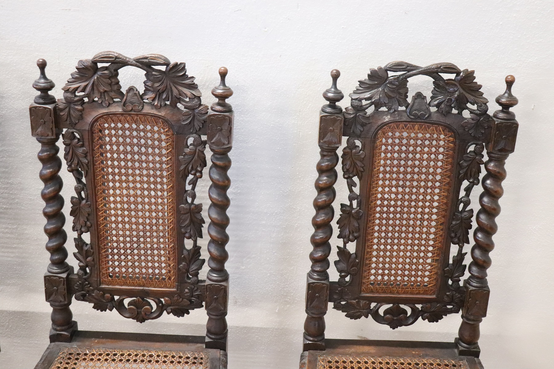 Late 19th Century Carved Walnut Chairs with Vienna Straw, Set of 4