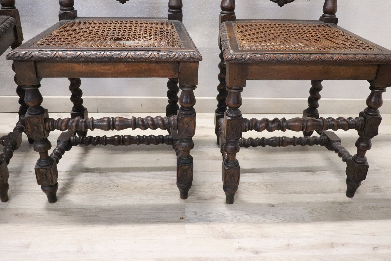 Late 19th Century Carved Walnut Chairs with Vienna Straw, Set of 4