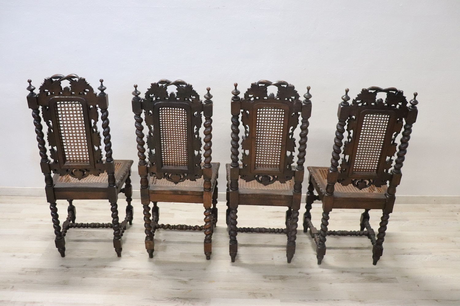 Late 19th Century Carved Walnut Chairs with Vienna Straw, Set of 4
