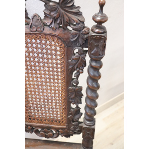 Late 19th Century Carved Walnut Chairs with Vienna Straw, Set of 4