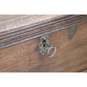 17th Century Blanket Chest in Walnut Wood