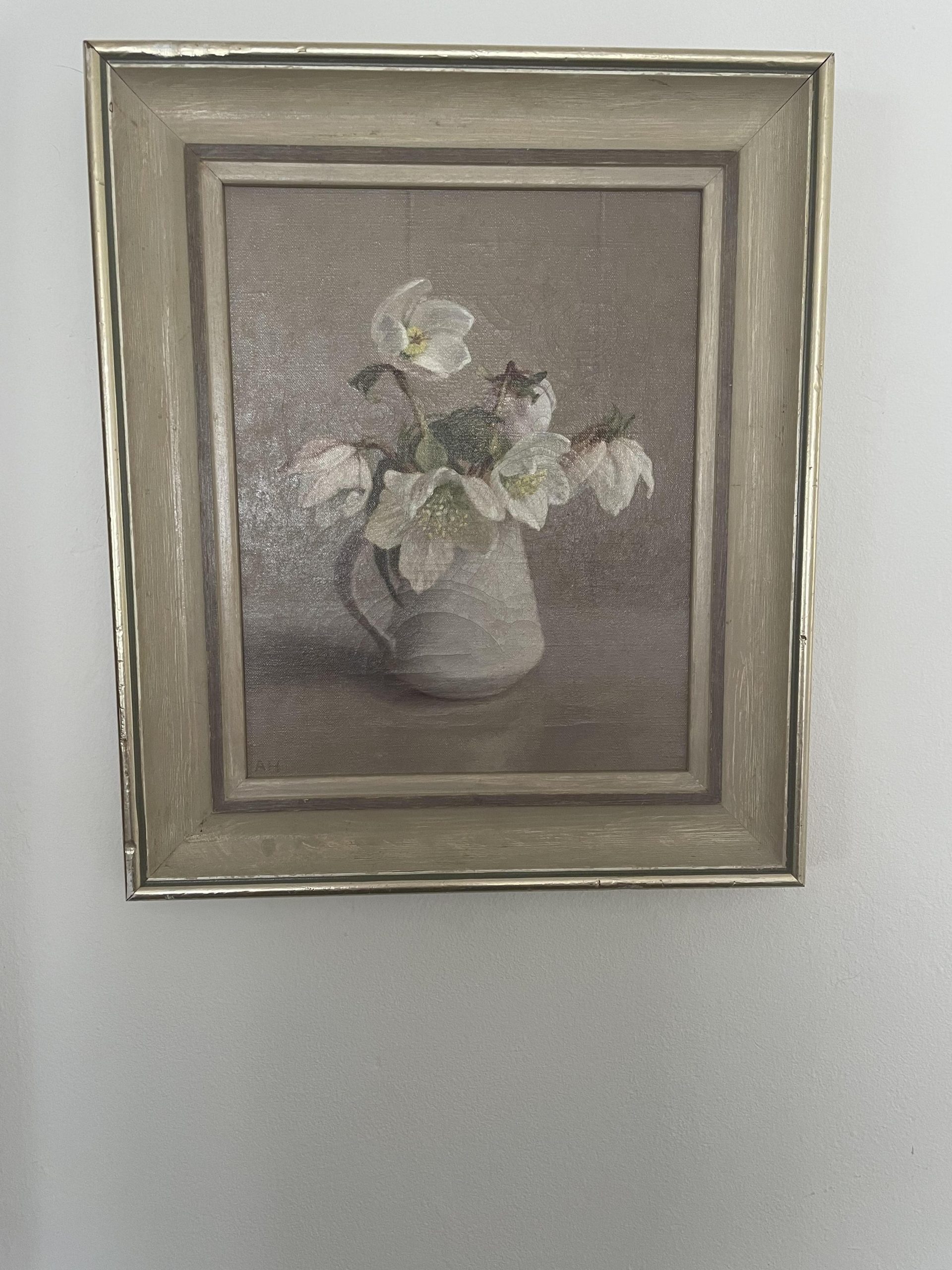 Anna Hornby still like painting of chrismas roses