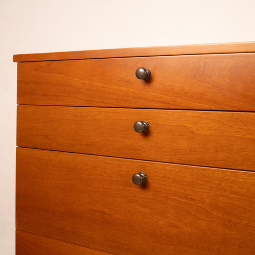 Chest of drawers "1080" by Luca Meda for Molteni