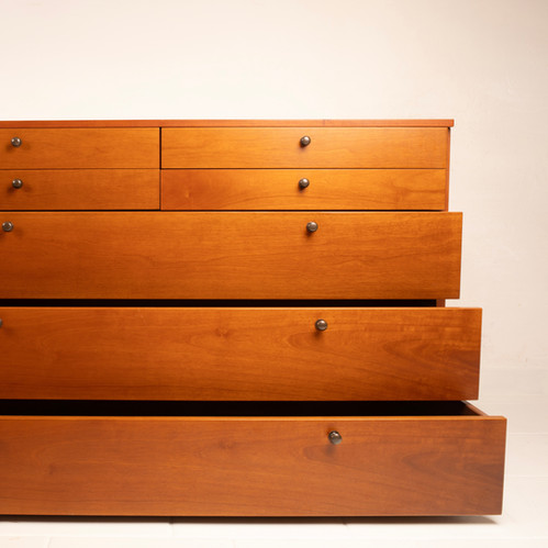Chest of drawers "1080" by Luca Meda for Molteni