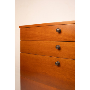 Chest of drawers "1080" by Luca Meda for Molteni