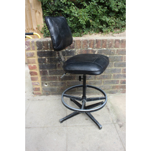 Tan Sad 1960’s Vintage Industrial Swivel Chair