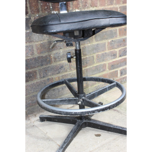 Tan Sad 1960’s Vintage Industrial Swivel Chair
