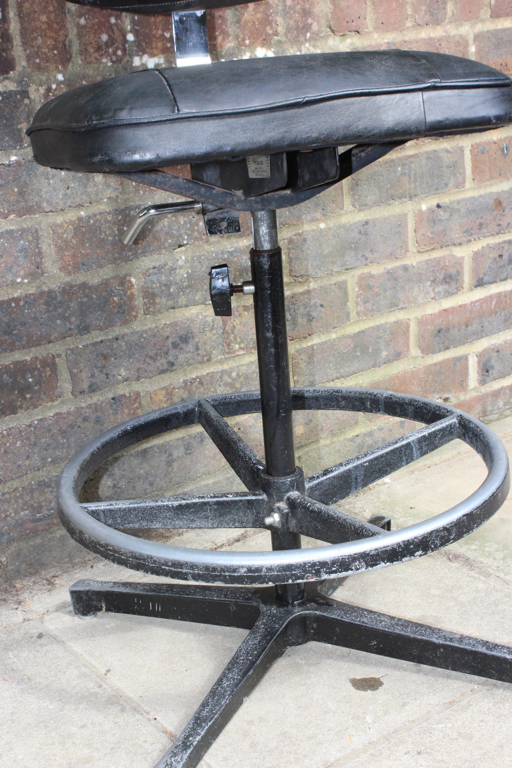 Tan Sad 1960’s Vintage Industrial Swivel Chair