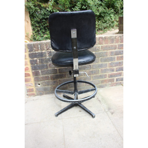 Tan Sad 1960’s Vintage Industrial Swivel Chair