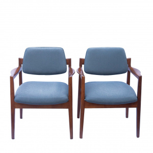 Arm Chairs By Jens Risom For Knoll In Walnut & Newly Upholstered In Blue Fabric, 1960s