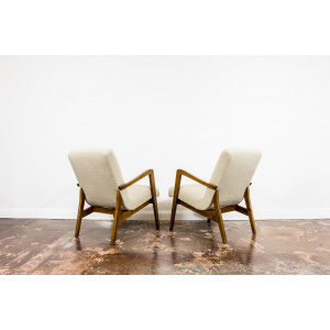 Pair Of Type 300 138 Armchairs From Bystrzyckie Fabryki Mebli, 1960s