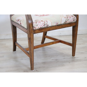 Antique Armchair in Walnut, 18th Century